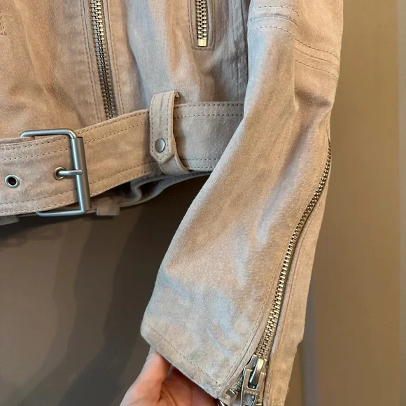 Blank NYC Suede Jacket - Picture 4 of 6